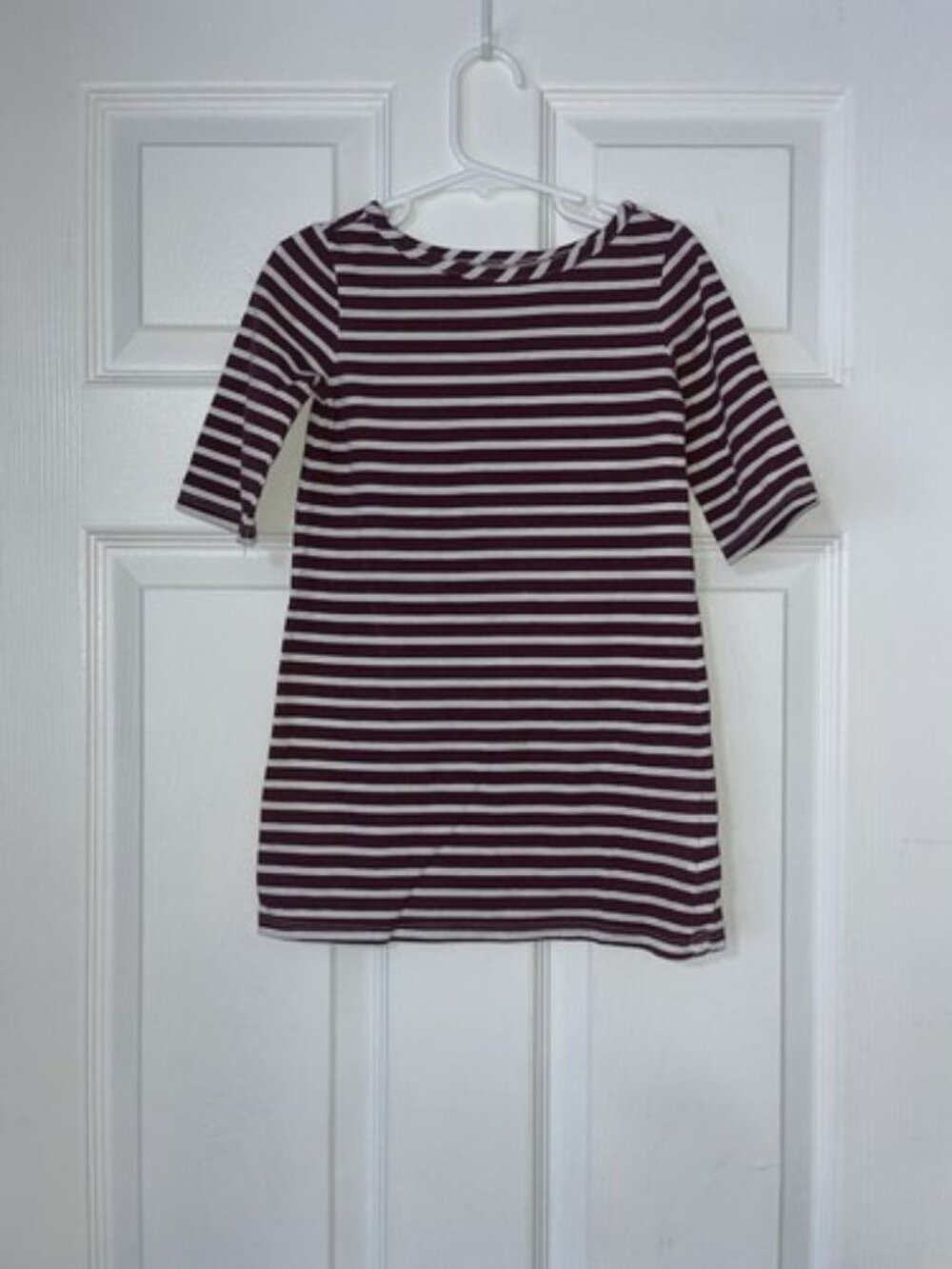 Old Navy Maroon and White striped longsleeve girls dress size 4T - 0437